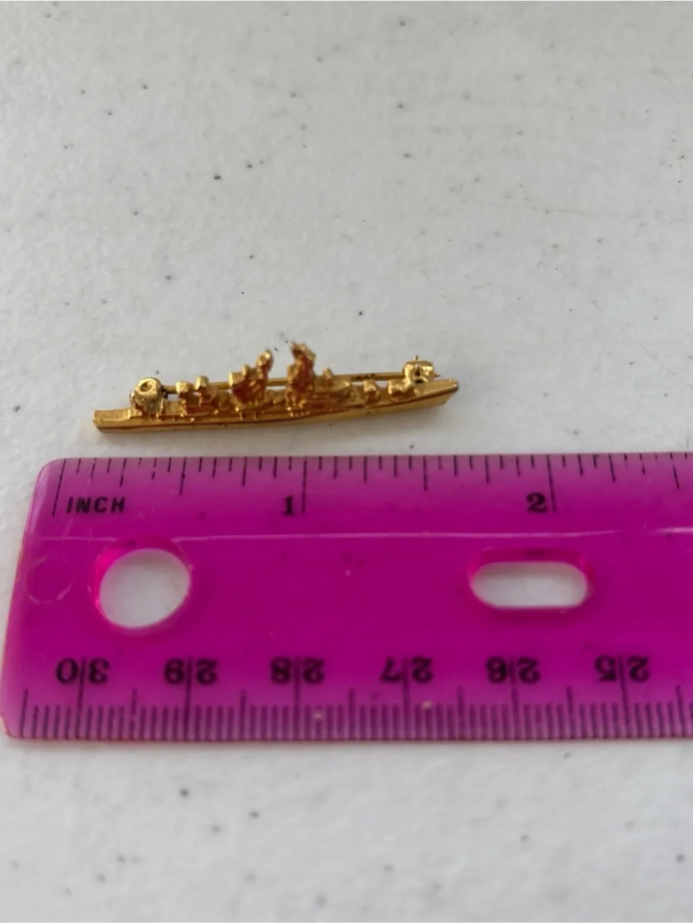 Gold Ship Brooch Pin – Elegant Women’s Jewelry Accent